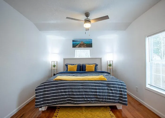 Cozy Perfect For Groups! *